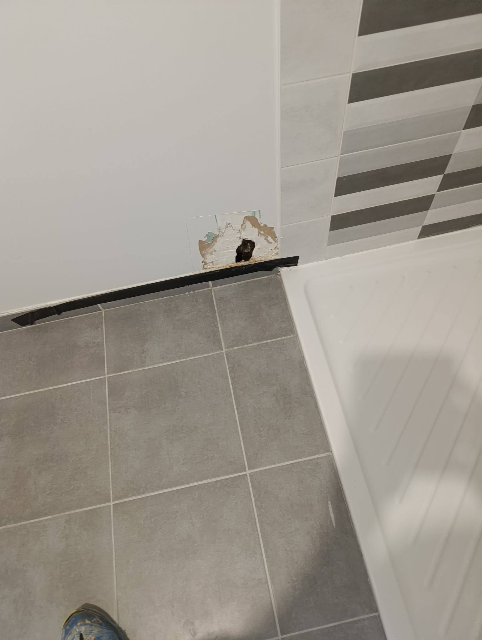 Rebouchage avant rénovation à Béziers
